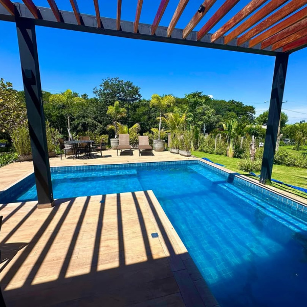 CHÁCARA 3 SUÍTES + HILUX SRX OU 965K NO PIX!